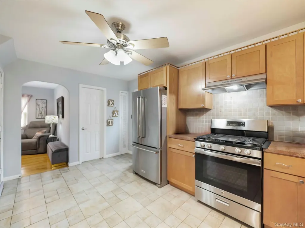 5 Caroline Street Garnerville NY 10923