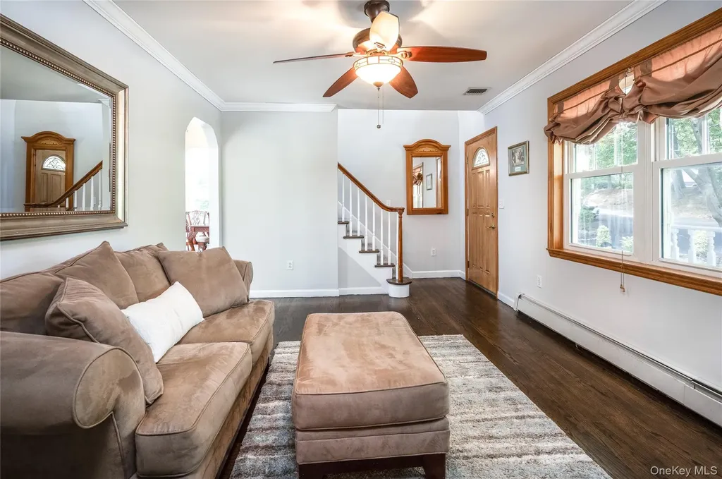 26 E George Avenue Pearl River NY 10965