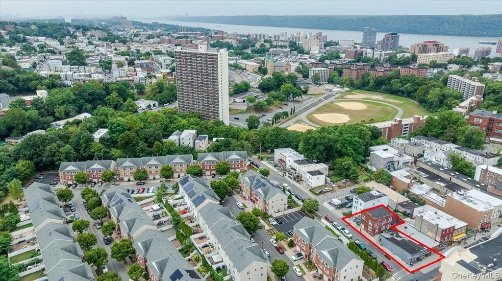 204 Ashburton Avenue Yonkers NY 10701