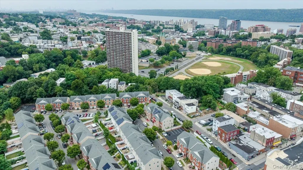 204 Ashburton Avenue Yonkers NY 10701