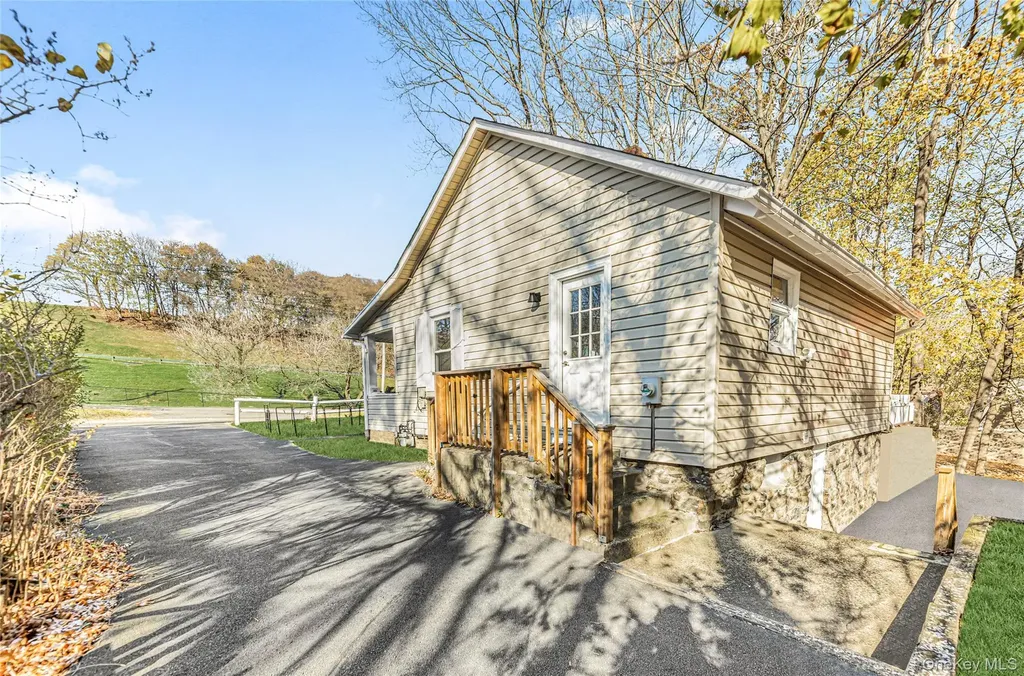 14 Bedford Lane Thiells NY 10984