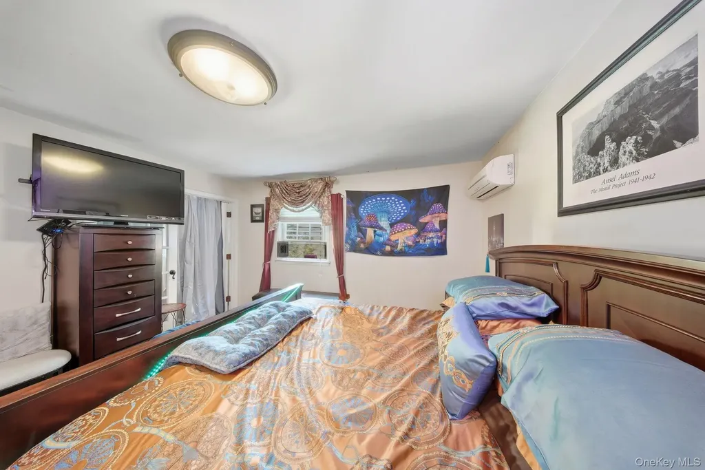 7 Dussenbury Drive Florida NY 10921