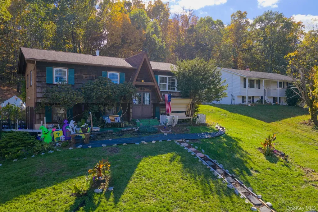 7 Dussenbury Drive Florida NY 10921