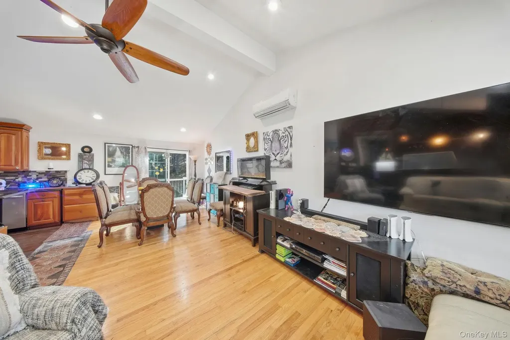 7 Dussenbury Drive Florida NY 10921