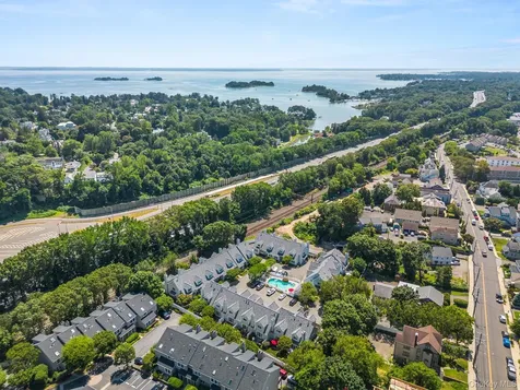193 Hamilton Avenue Greenwich CT 06830