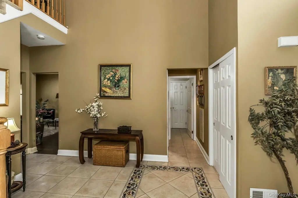 106 Fairway View Drive Commack NY 11725