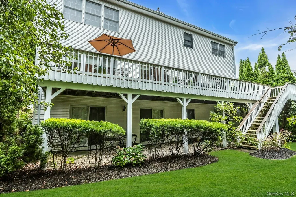 106 Fairway View Drive Commack NY 11725