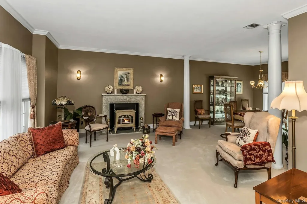 106 Fairway View Drive Commack NY 11725