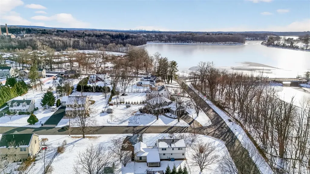 56 Buttonwood Place Blauvelt NY 10913