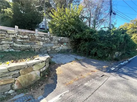 757 S Lake Boulevard Mahopac NY 10541
