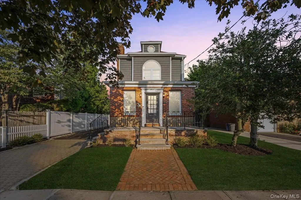 80 Bismark Avenue Valley Stream NY 11581