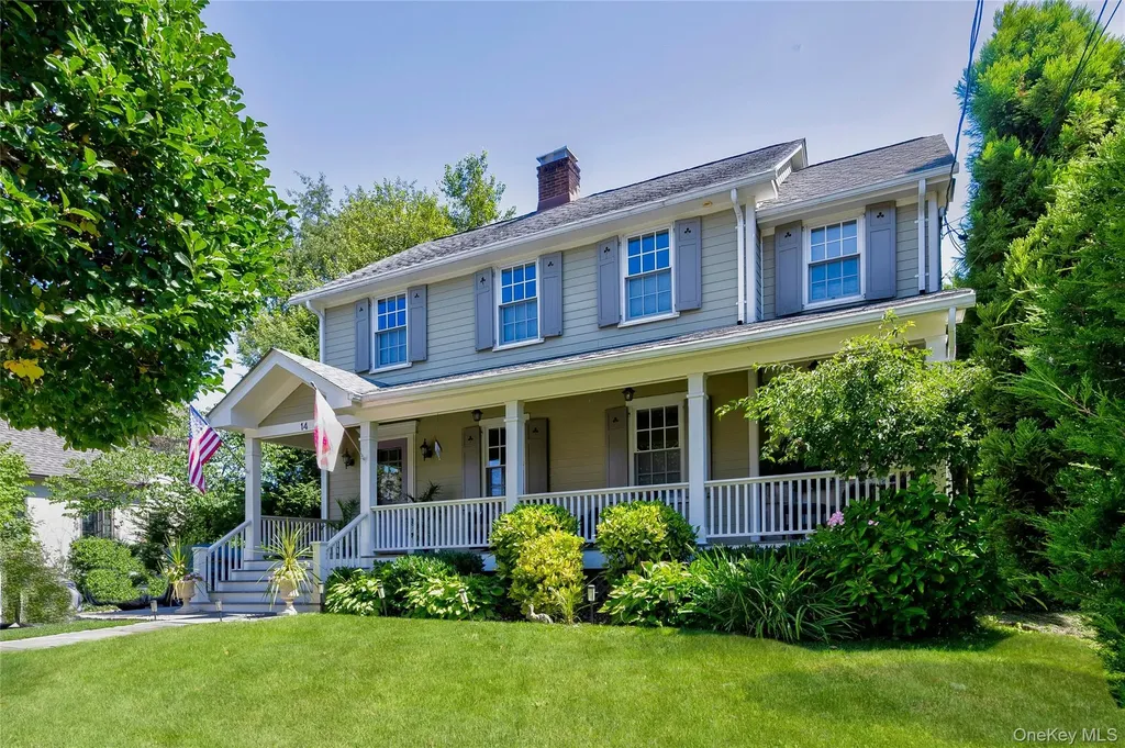 14 Buckingham Place Manhasset NY 11030