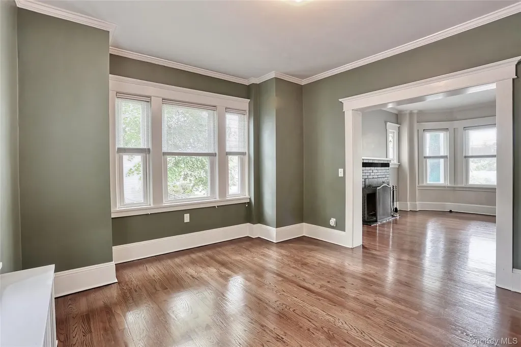 15 Pacific Avenue Nanuet NY 10954