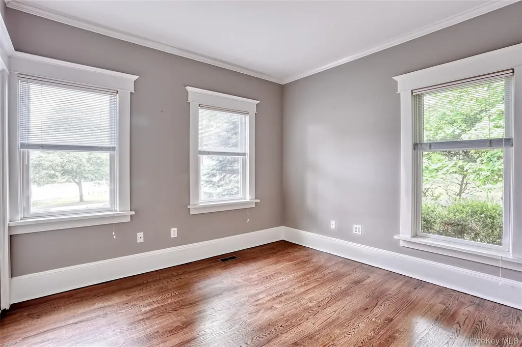 15 Pacific Avenue Nanuet NY 10954
