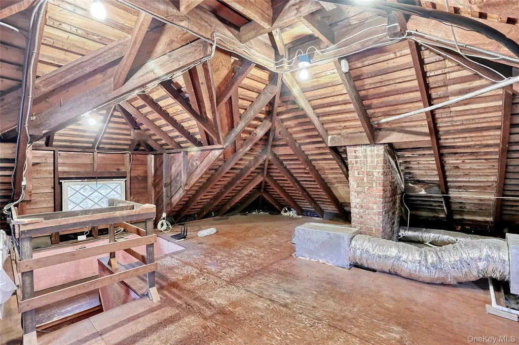 15 Pacific Avenue Nanuet NY 10954