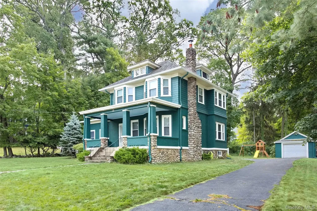 15 Pacific Avenue Nanuet NY 10954