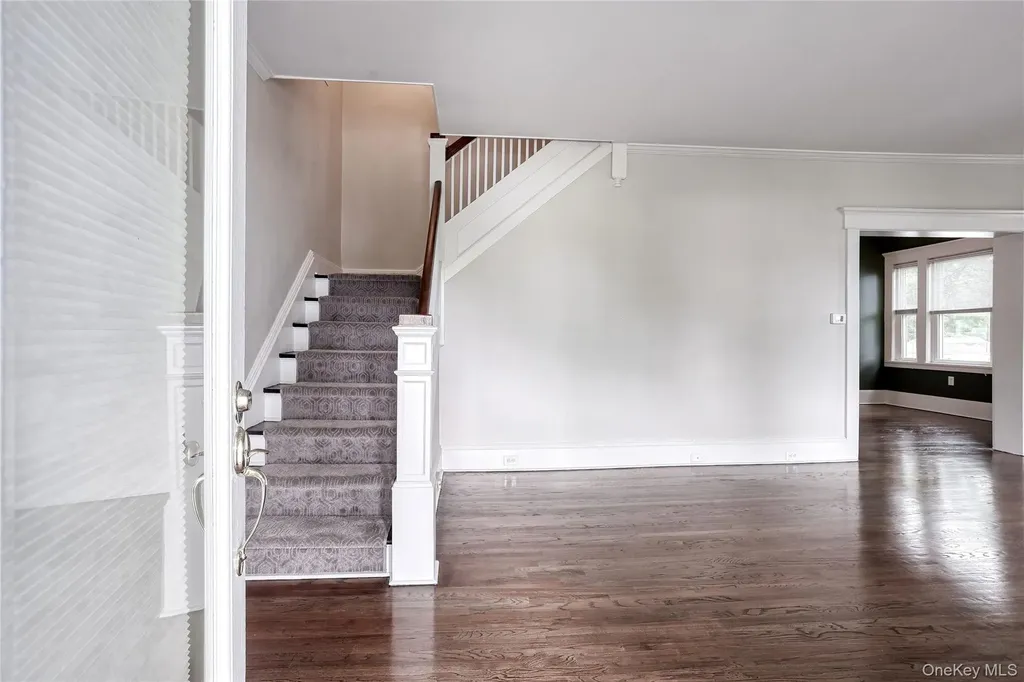 15 Pacific Avenue Nanuet NY 10954