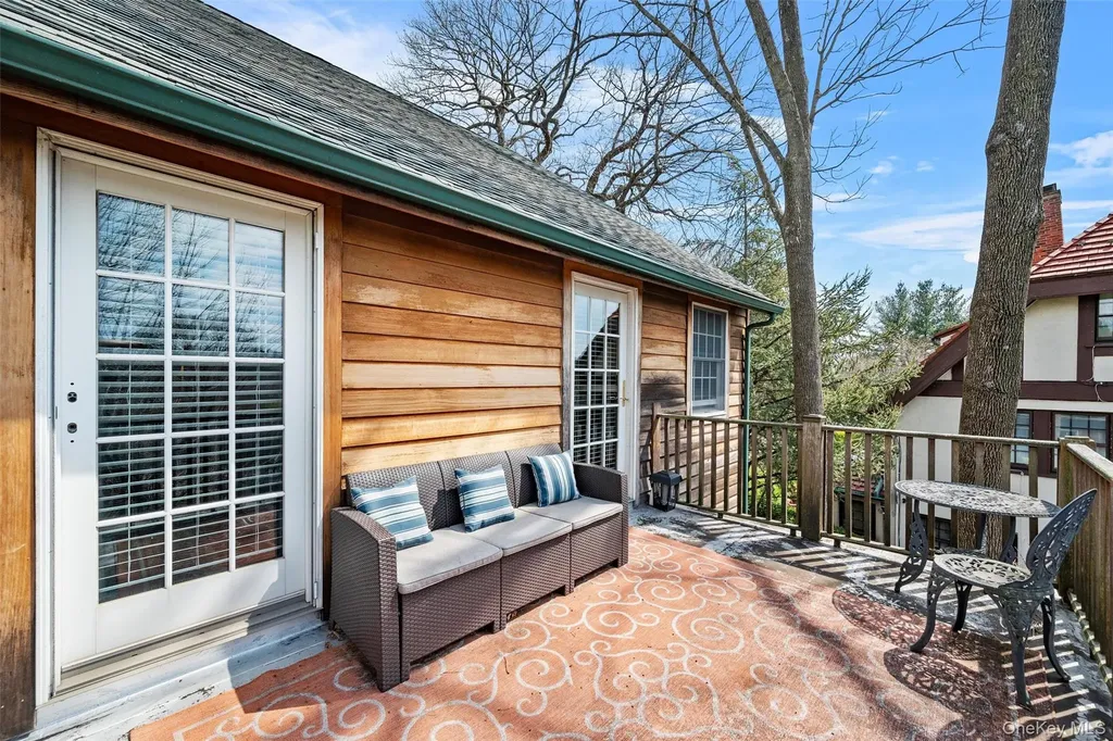 32 Merriam Place Bronxville NY 10708