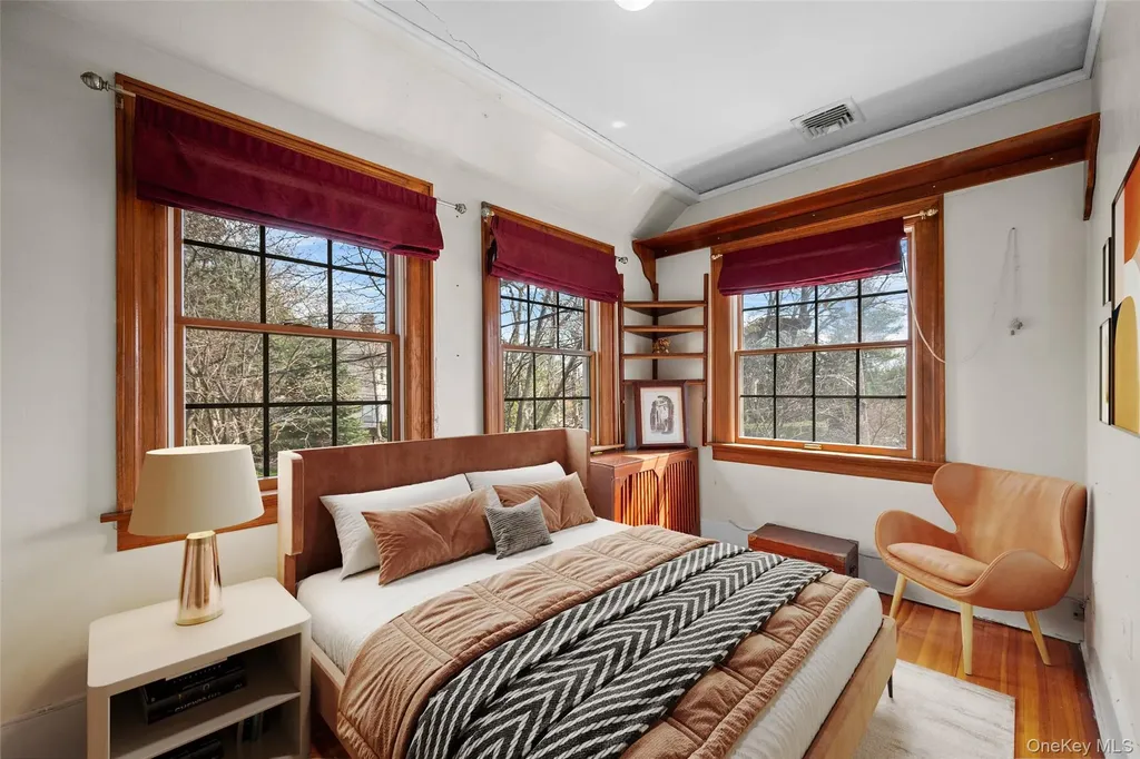 32 Merriam Place Bronxville NY 10708