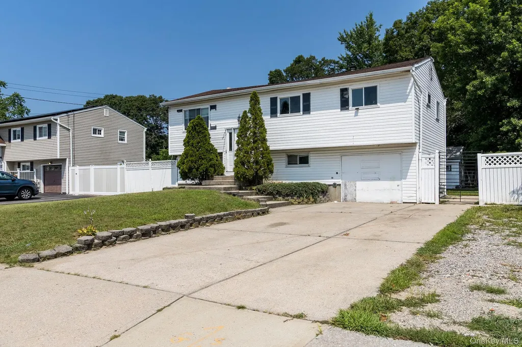 501 Hawkins Road Selden NY 11784
