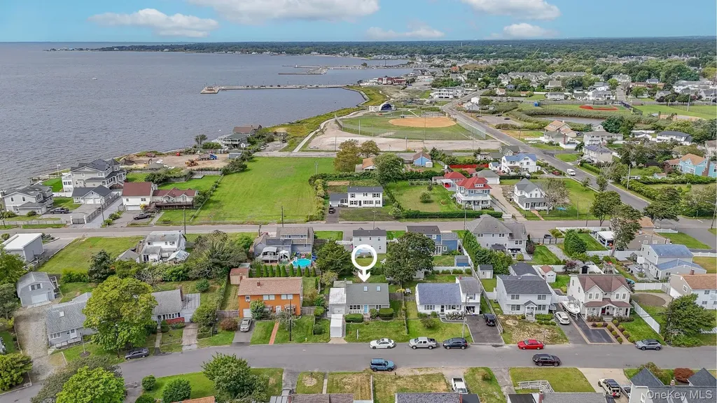 24 Clifton Drive Patchogue NY 11772