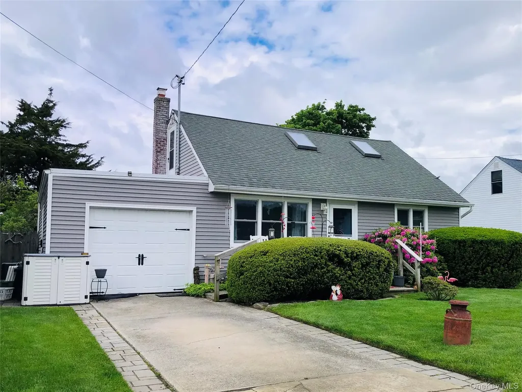 24 Clifton Drive Patchogue NY 11772