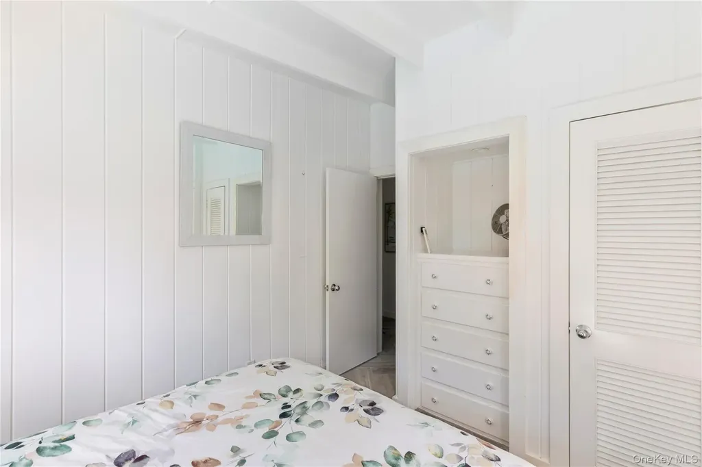 31 Laurel Avenue Seaview NY 11770