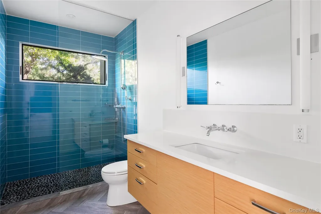 31 Laurel Avenue Seaview NY 11770