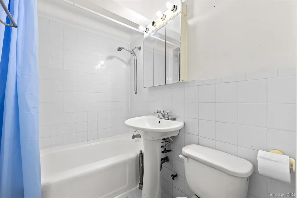 15020 71st Avenue Flushing NY 11367