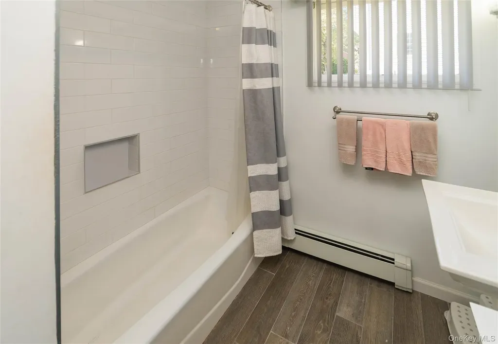 21 Tamidan Road Poughkeepsie NY 12601
