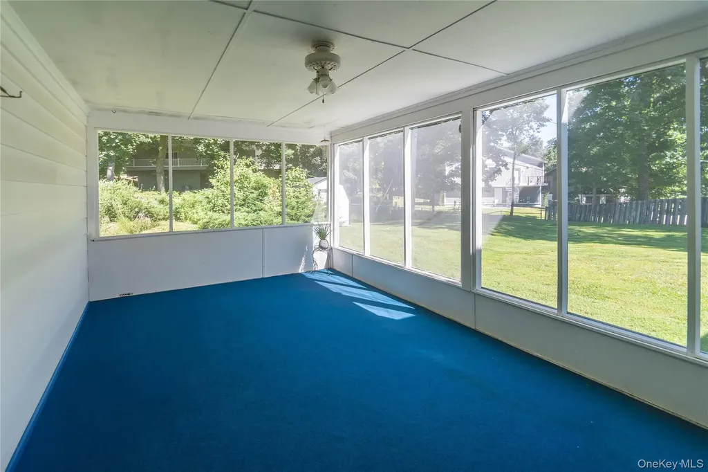 21 Tamidan Road Poughkeepsie NY 12601