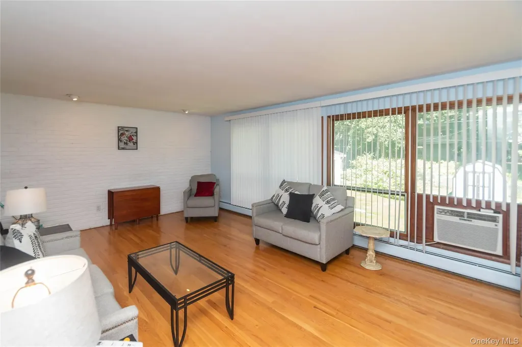 21 Tamidan Road Poughkeepsie NY 12601