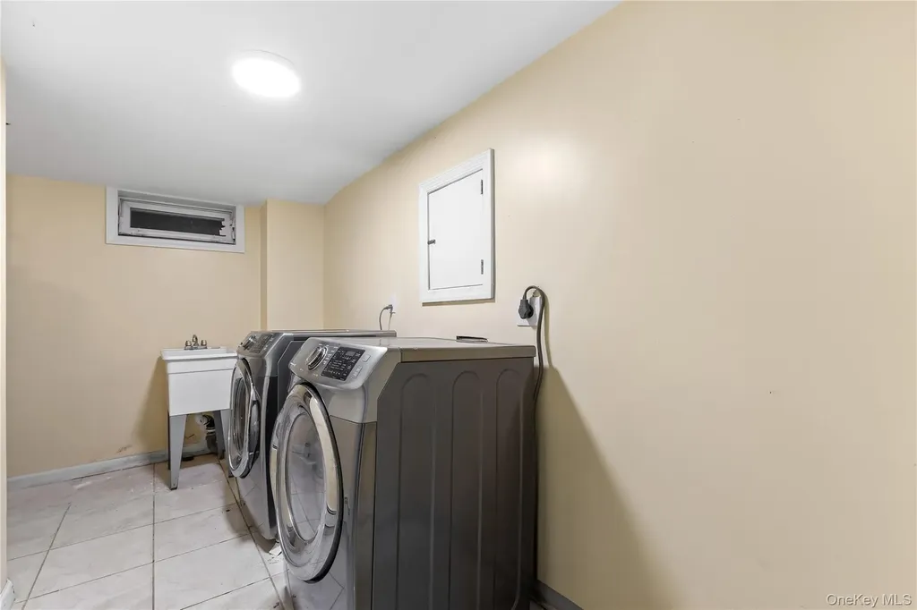 Fresh Meadows NY 11366
