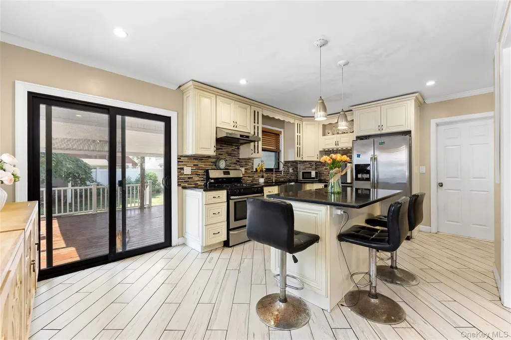 Fresh Meadows NY 11366