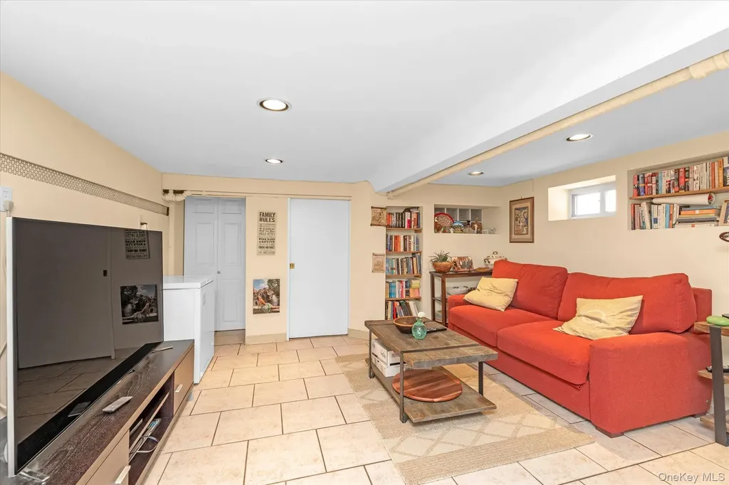 6440 60th Avenue Maspeth NY 11378
