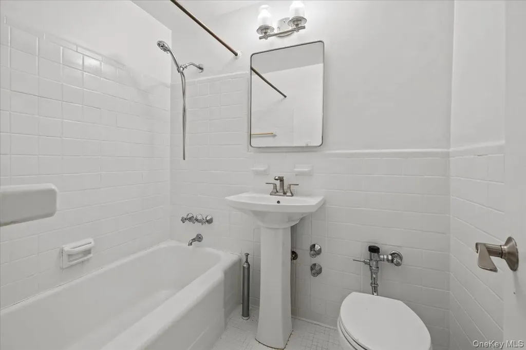 629 Kappock Street Bronx NY 10463