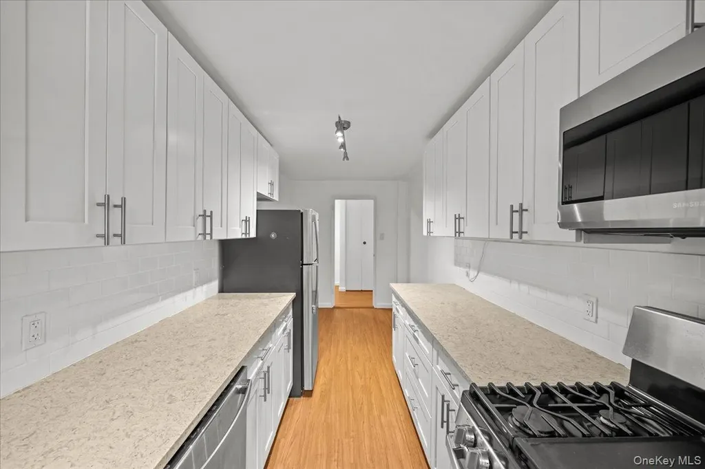 629 Kappock Street Bronx NY 10463
