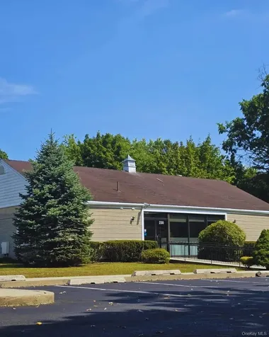 230 N Middletown Road Pearl River NY 10965