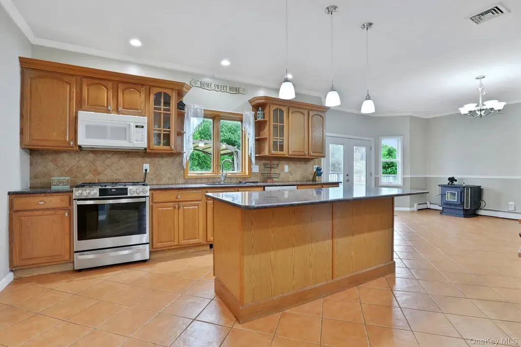 36 Abraham Drive Montgomery NY 12549