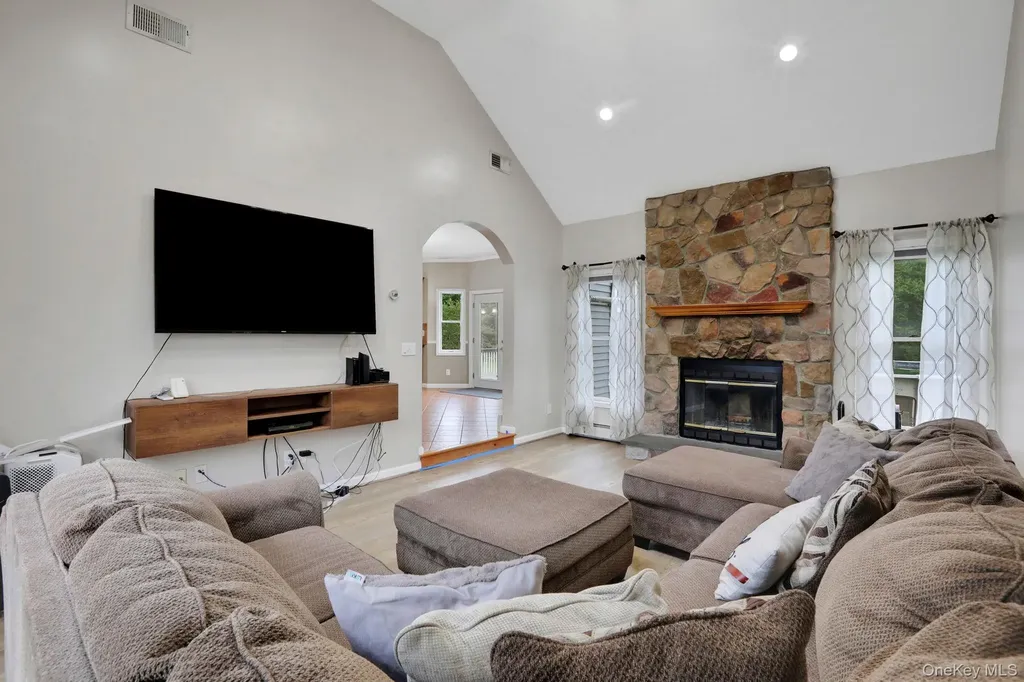 36 Abraham Drive Montgomery NY 12549