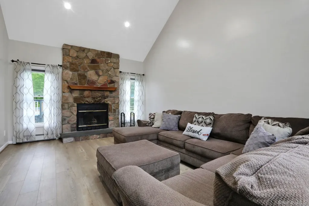 36 Abraham Drive Montgomery NY 12549