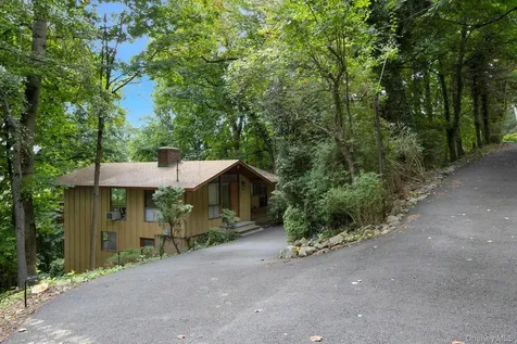 905 Route 9w S Nyack NY 10960