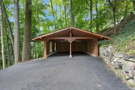 905 Route 9w S Nyack NY 10960