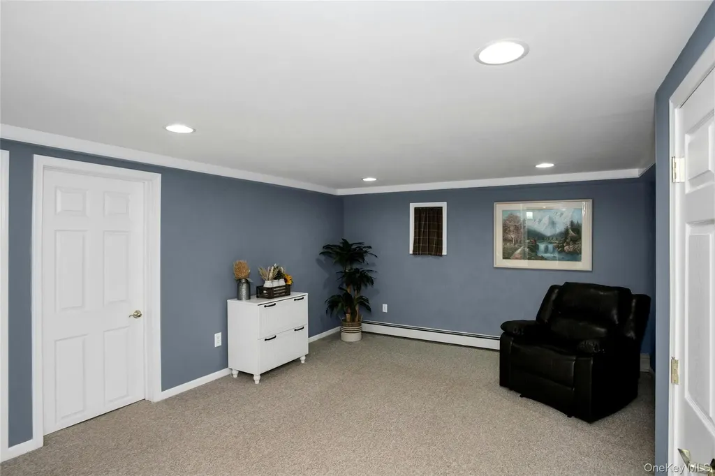 49 Norcross Avenue Bethpage NY 11714
