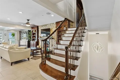 821 W Park Avenue Long Beach NY 11561