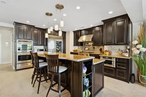 821 W Park Avenue Long Beach NY 11561