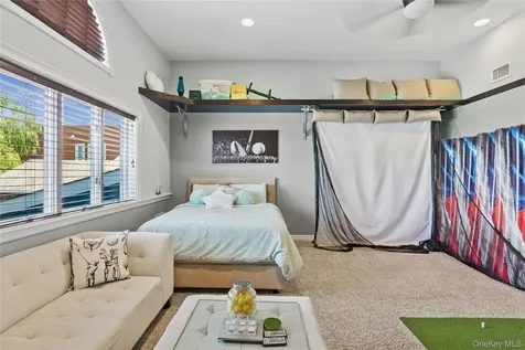 821 W Park Avenue Long Beach NY 11561
