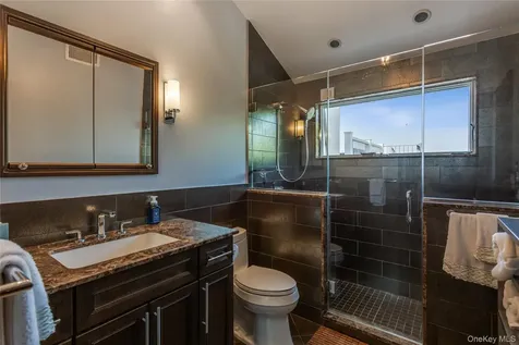 821 W Park Avenue Long Beach NY 11561
