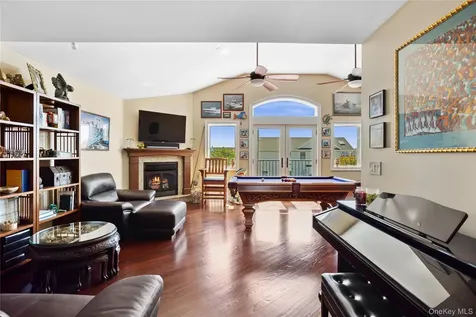 821 W Park Avenue Long Beach NY 11561