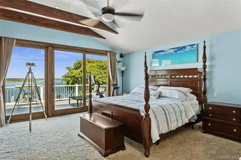 821 W Park Avenue Long Beach NY 11561
